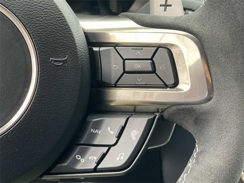 Certified 2020 Ford Mustang Shelby GT500 w/ Technology Package image 12