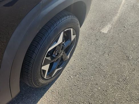 Certified 2024 Kia Seltos EX FWD image 9