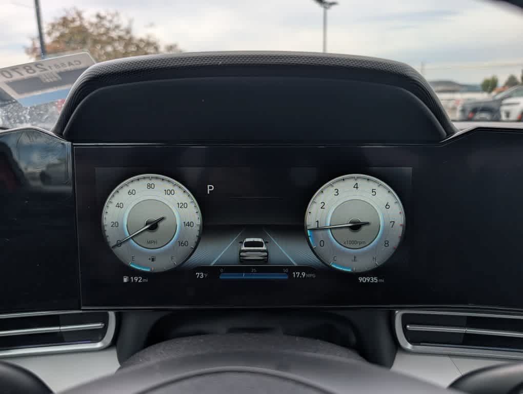 Used 2021 Hyundai Elantra Limited FWD image 13