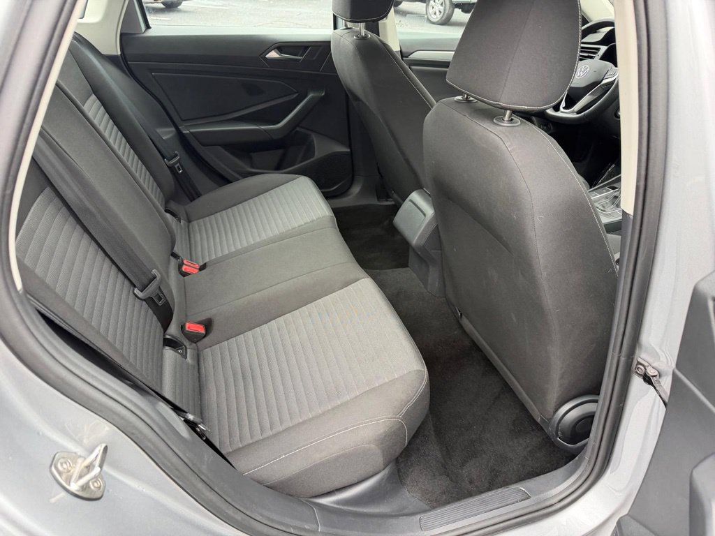Used 2025 Volkswagen Jetta S FWD image 23