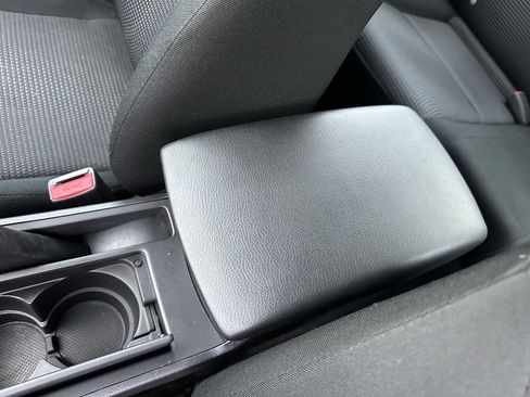 Used 2012 MAZDA MAZDA3 i Touring image 25