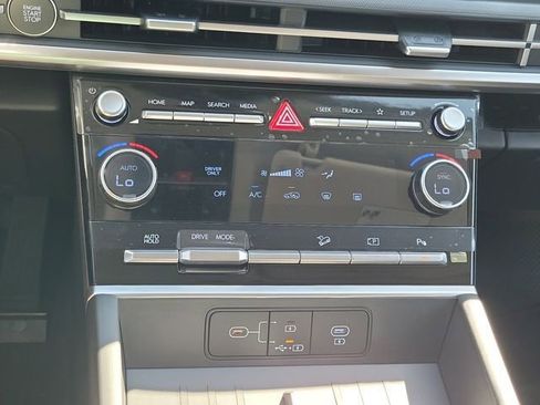 New 2026 Hyundai Santa Fe SE image 11