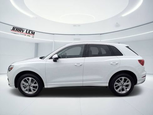 Used 2023 Audi Q3 2.0T Premium AWD/4WD image 6