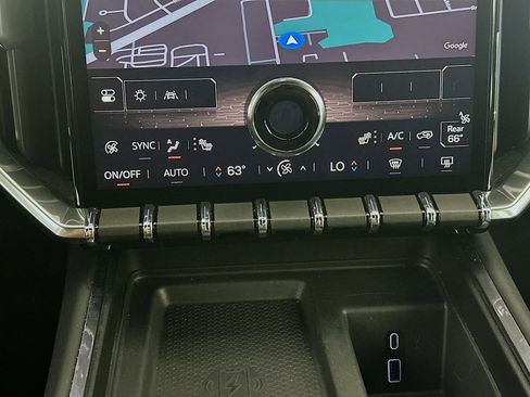 Used 2025 GMC Acadia Elevation image 24