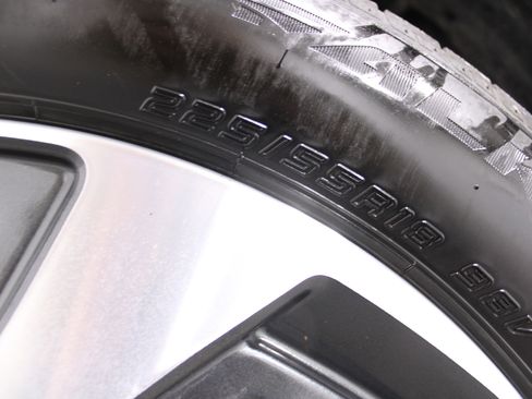 Certified 2024 Subaru Crosstrek 2.5i Limited image 32