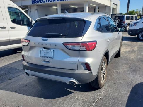 Certified 2020 Ford Escape SEL image 8