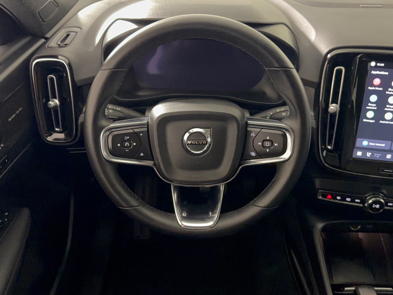 Used 2023 Volvo C40 P8 Recharge Ultimate AWD/4WD image 10