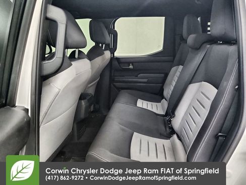 Used 2024 Toyota Tacoma 4x4 Double Cab image 31