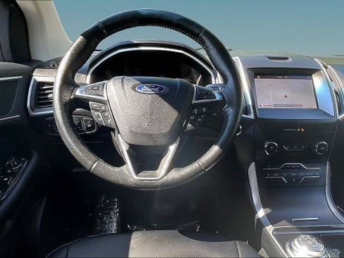 Used 2019 Ford Edge SEL w/ Equipment Group 201A AWD/4WD image 8