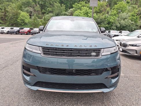 Used 2024 Land Rover Range Rover Sport Dynamic SE AWD/4WD image 2