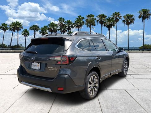 Certified 2025 Subaru Outback Touring XT image 4