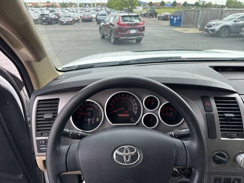 Used 2012 Toyota Tundra 4x4 Double Cab image 11