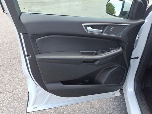 Used 2024 Ford Edge SEL image 15