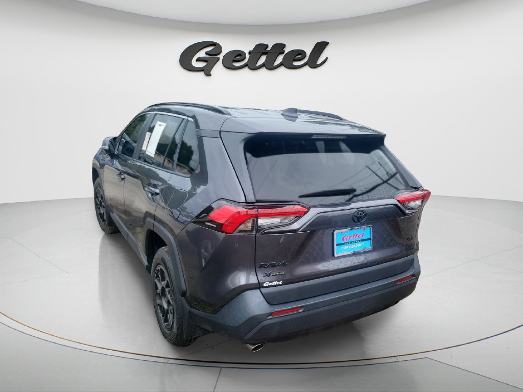 Used 2024 Toyota RAV4 XLE FWD image 5