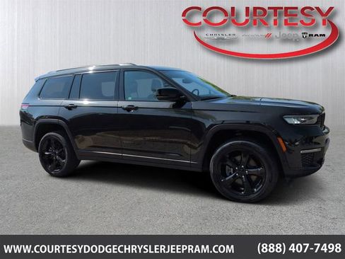Certified 2024 Jeep Grand Cherokee L Limited w/ Black Appearance Package RWD image 1