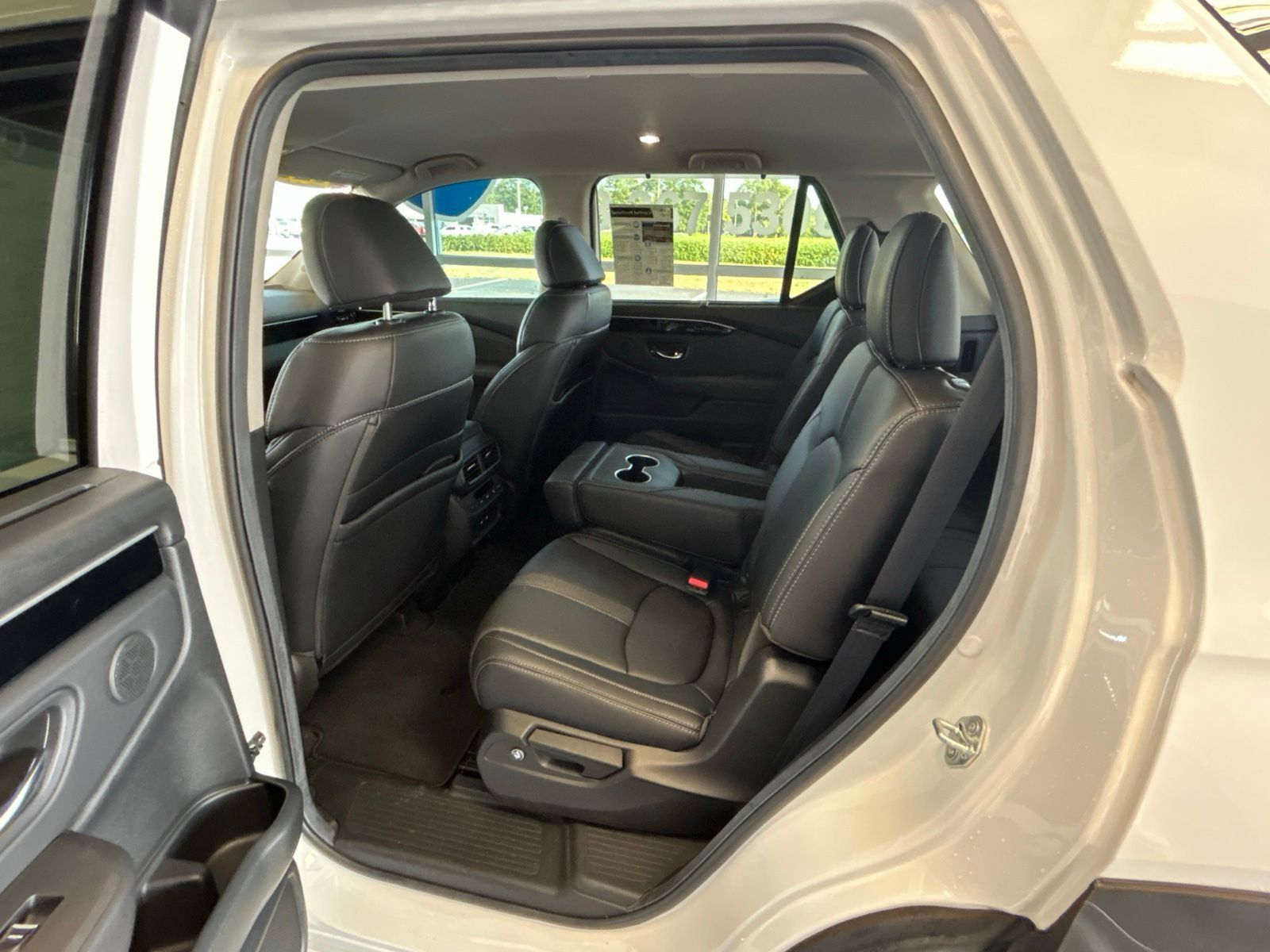 Used 2025 Honda Pilot EX-L image 14