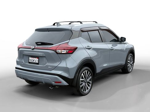 Used 2022 Nissan Kicks SV FWD image 5