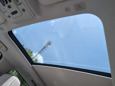 Used 2023 GMC Yukon Denali w/ LPO, Floor Liner Package AWD/4WD image 17