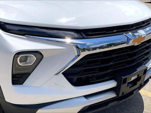 Used 2025 Chevrolet TrailBlazer LT FWD image 28