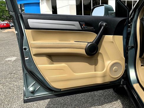 Used 2011 Honda CR-V EX-L image 18