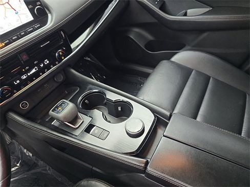 Certified 2023 Nissan Rogue SL w/ SL Premium Package image 24