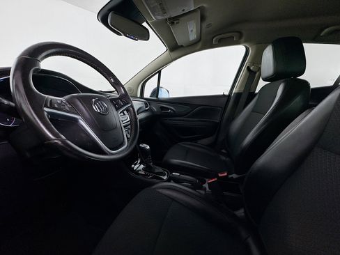 Used 2022 Buick Encore Preferred w/ Safety Package image 21