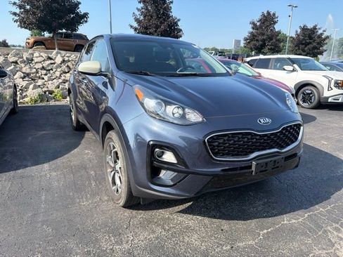 Used 2020 Kia Sportage LX AWD/4WD image 3