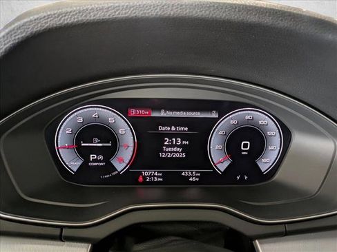 Certified 2025 Audi Q5 2.0T Premium image 10