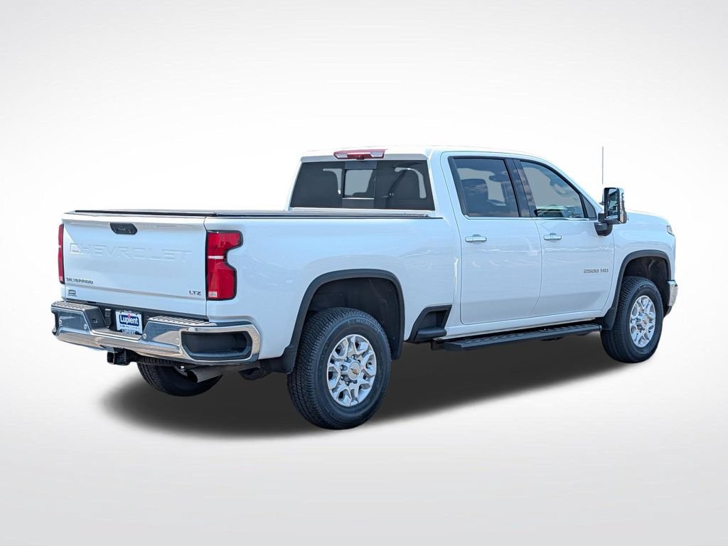 Used 2025 Chevrolet Silverado 2500 LTZ w/ LTZ Convenience Package AWD/4WD image 3