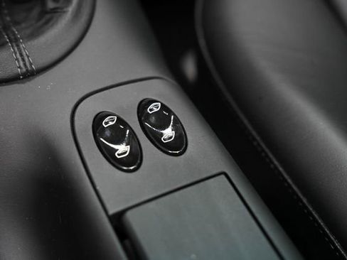 Used 2001 Porsche Boxster image 45