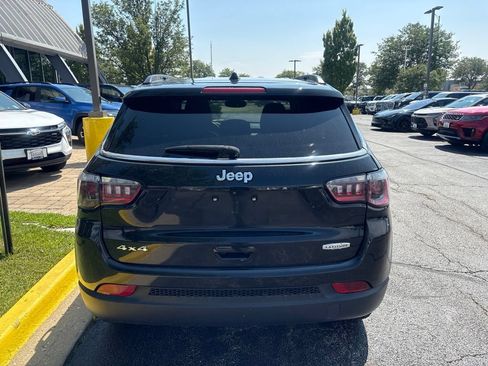 Used 2024 Jeep Compass Latitude AWD/4WD image 4