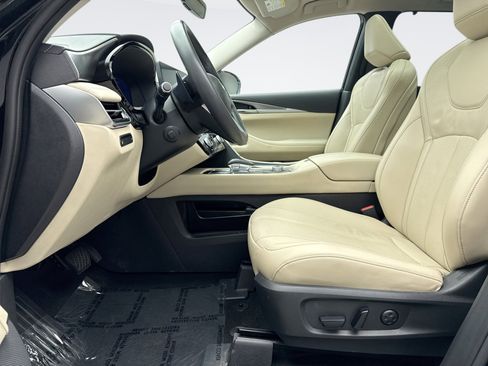 Used 2023 INFINITI QX60 Luxe w/ Cargo Package AWD/4WD image 11