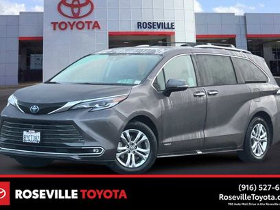 Used 2021 Toyota Sienna Platinum
