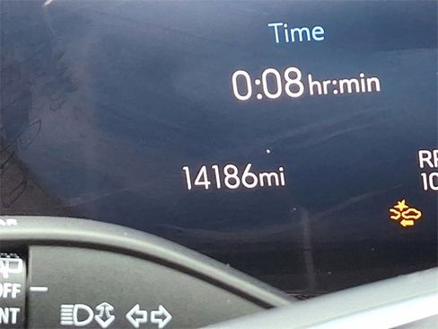 Certified 2025 Buick Enclave Preferred image 19