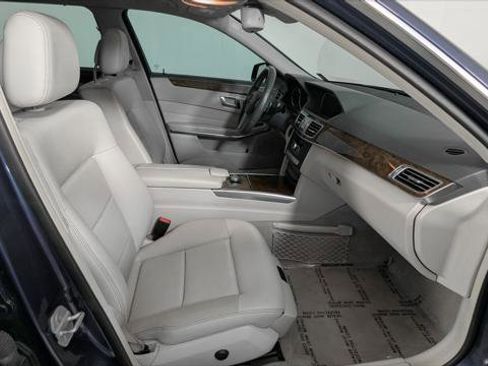Used 2014 Mercedes-Benz E 350 4MATIC Wagon w/ Premium 1 Package image 26