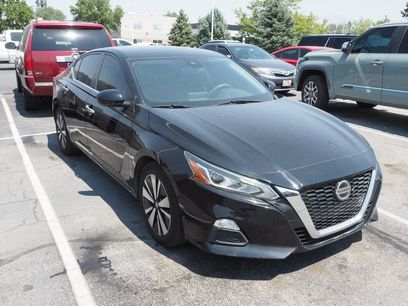 Used 2021 Nissan Altima 2.5 SV