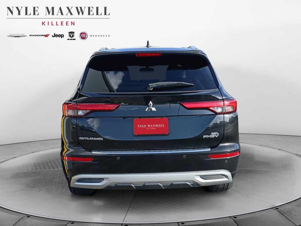 Used 2023 Mitsubishi Outlander SEL 40th Anniversary AWD/4WD image 15