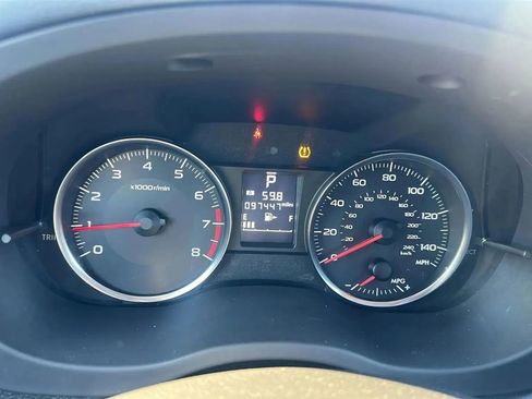 Used 2013 Subaru Crosstrek 2.0i Limited AWD/4WD image 23