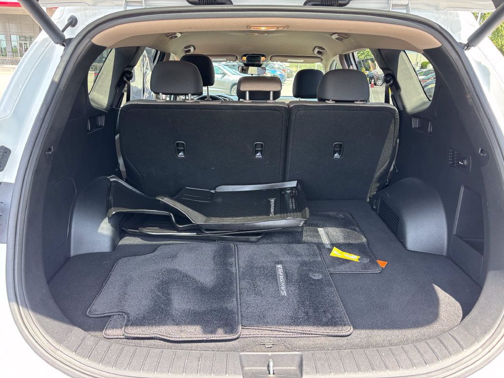 Used 2023 Hyundai Santa Fe SEL w/ Cargo Package AWD/4WD image 45