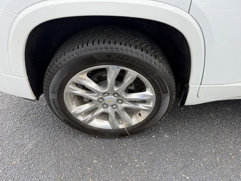 Used 2019 Chevrolet Traverse High Country AWD/4WD image 24