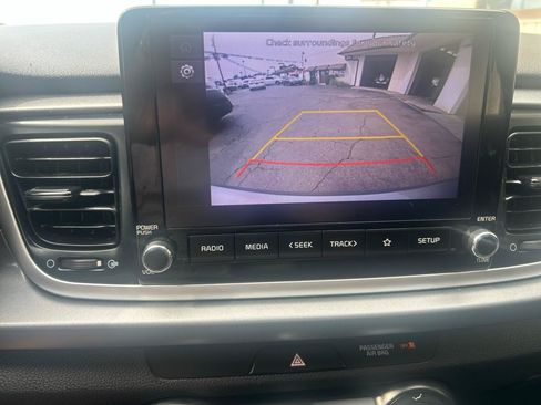 Used 2023 Kia Rio S FWD image 17