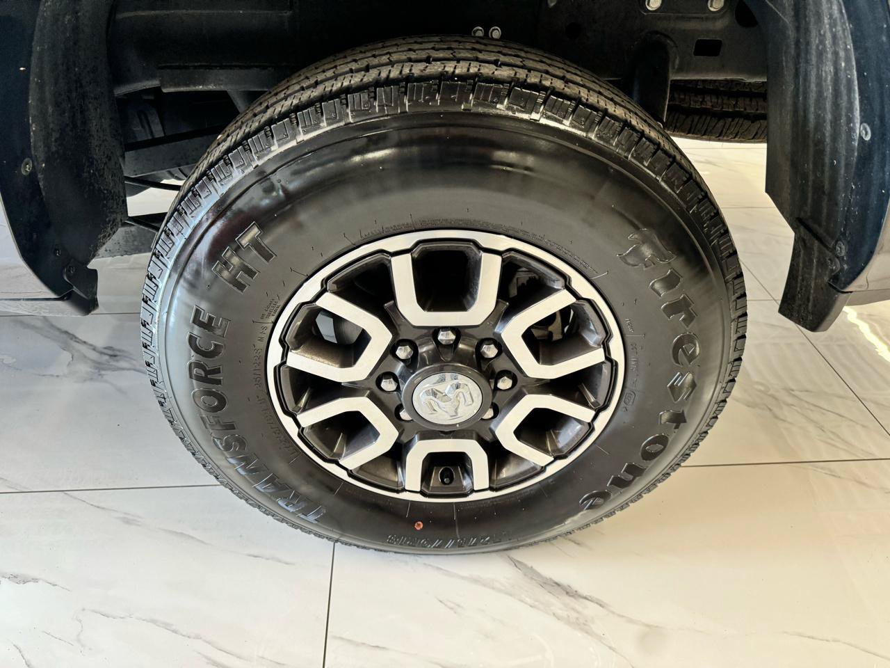Used 2024 RAM 2500 Limited w/ Towing Technology Group AWD/4WD image 37