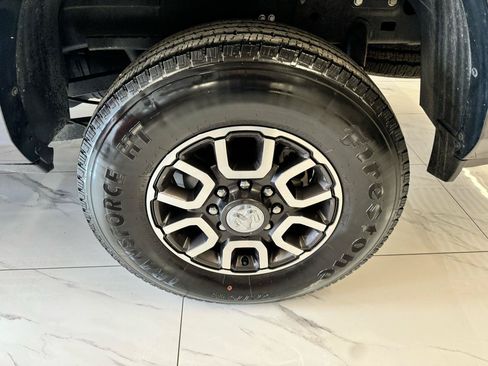 Used 2024 RAM 2500 Limited w/ Towing Technology Group AWD/4WD image 37