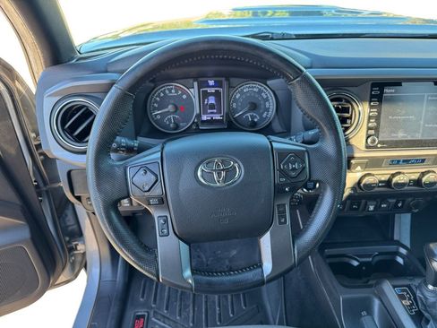 Used 2021 Toyota Tacoma TRD Sport image 11