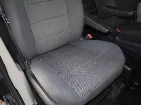 Used 2009 Dodge Grand Caravan SE w/ Climate Group image 17