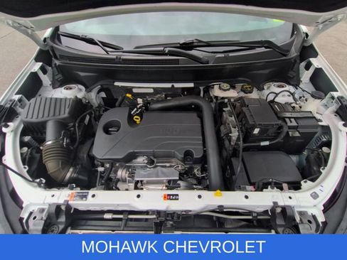 Used 2024 Chevrolet Equinox Premier AWD/4WD image 31