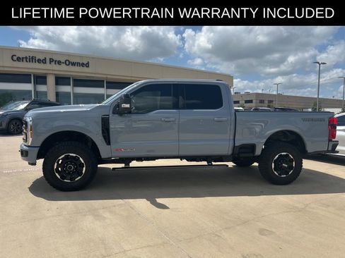 Used 2025 Ford F250 Platinum w/ Tremor Off-Road Package image 4