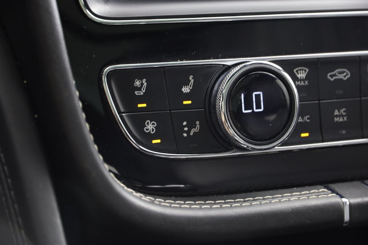 Used 2018 Bentley Bentayga AWD/4WD image 8