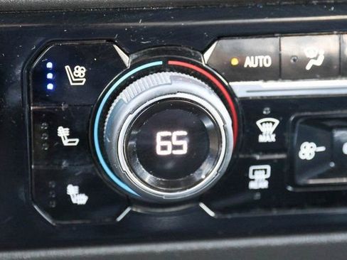 Used 2023 Chevrolet Silverado 1500 High Country w/ Technology Package image 29