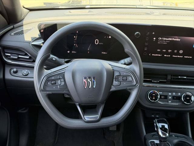 Used 2026 Buick Envista Preferred w/ Advanced Safety Package FWD image 17